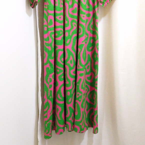 Oversized Silky Bold Patterned Maxi Dress - Size Small / 6 - NWT - Picture 2 of 10